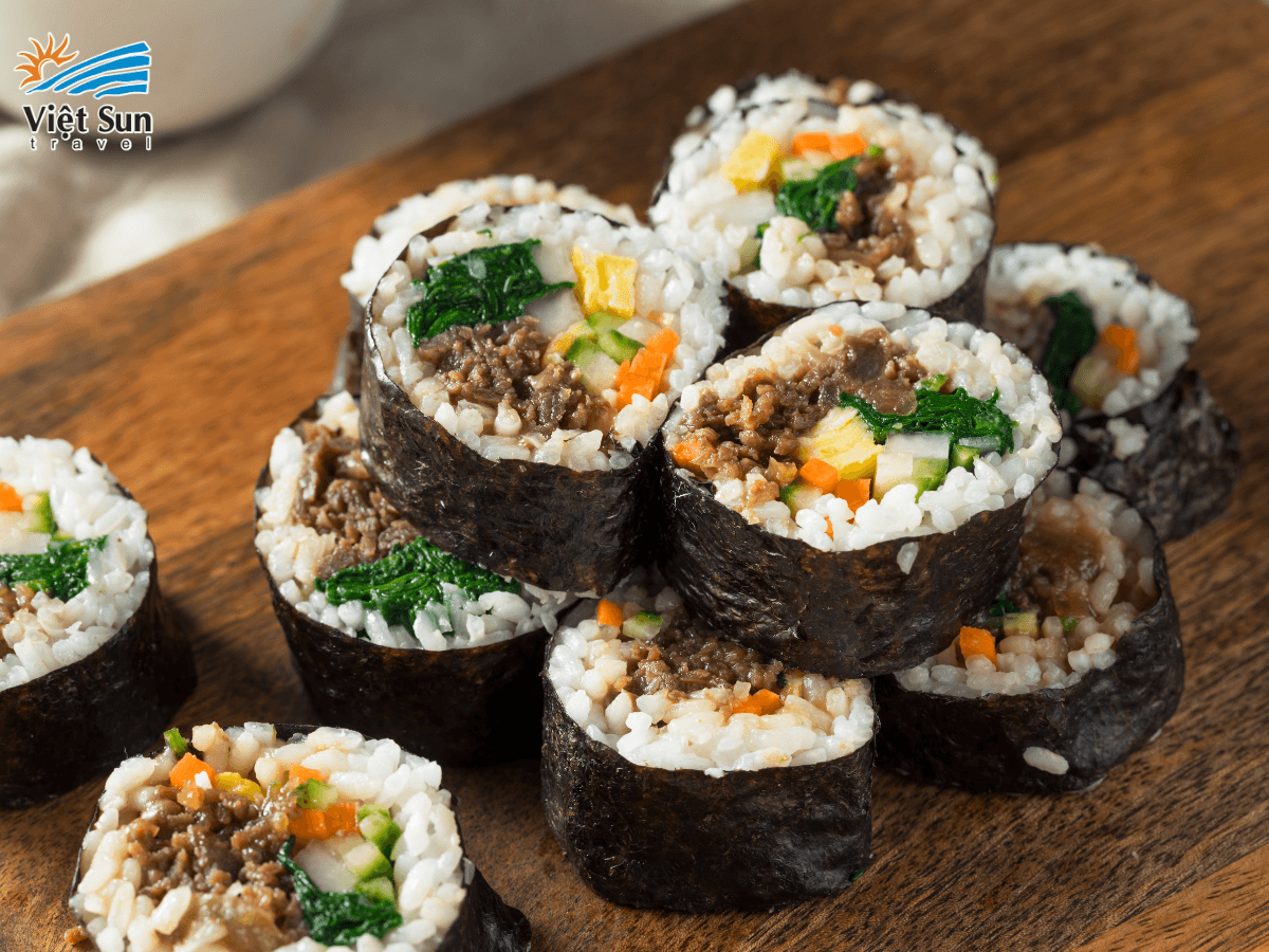 Đến Hàn Quốc, nhất định phải ăn thử Kimbap