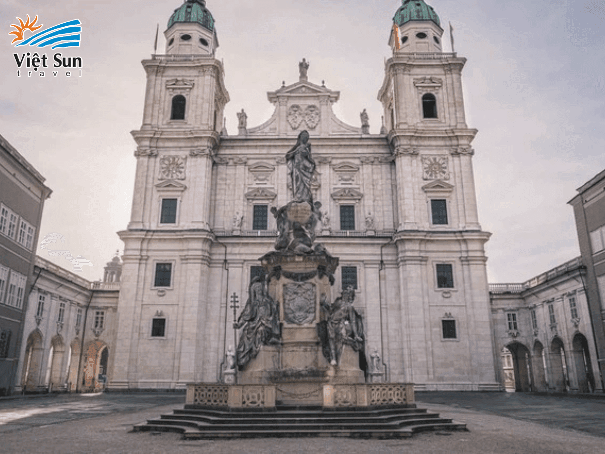 Nhà Thờ Salzburg
