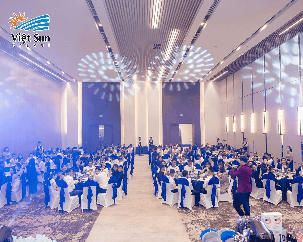 Đêm Gala Dinner với nhiều trải nghiệm thú vị cùng Quý Công ty