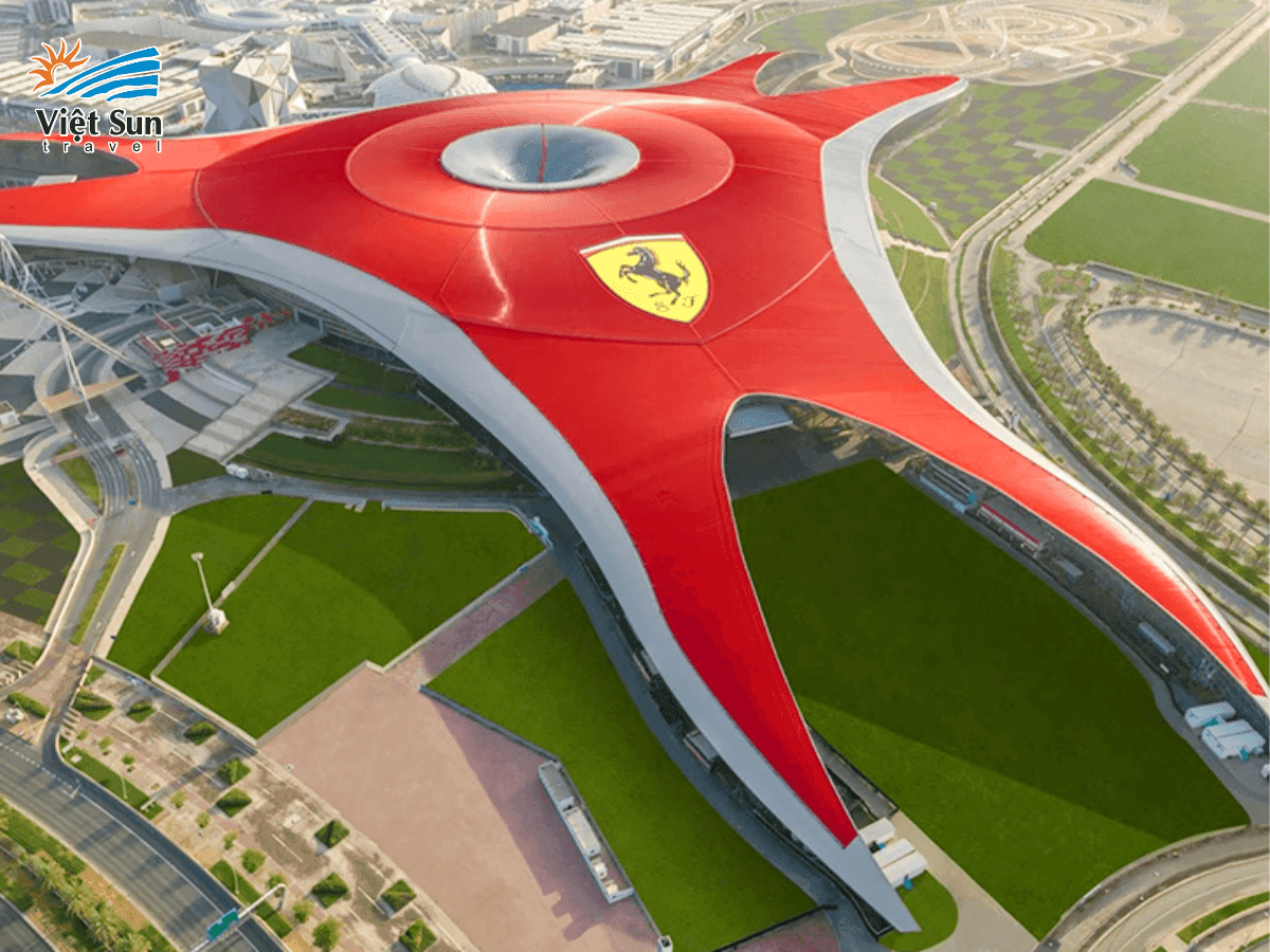 công viên giải trí Ferrari World
