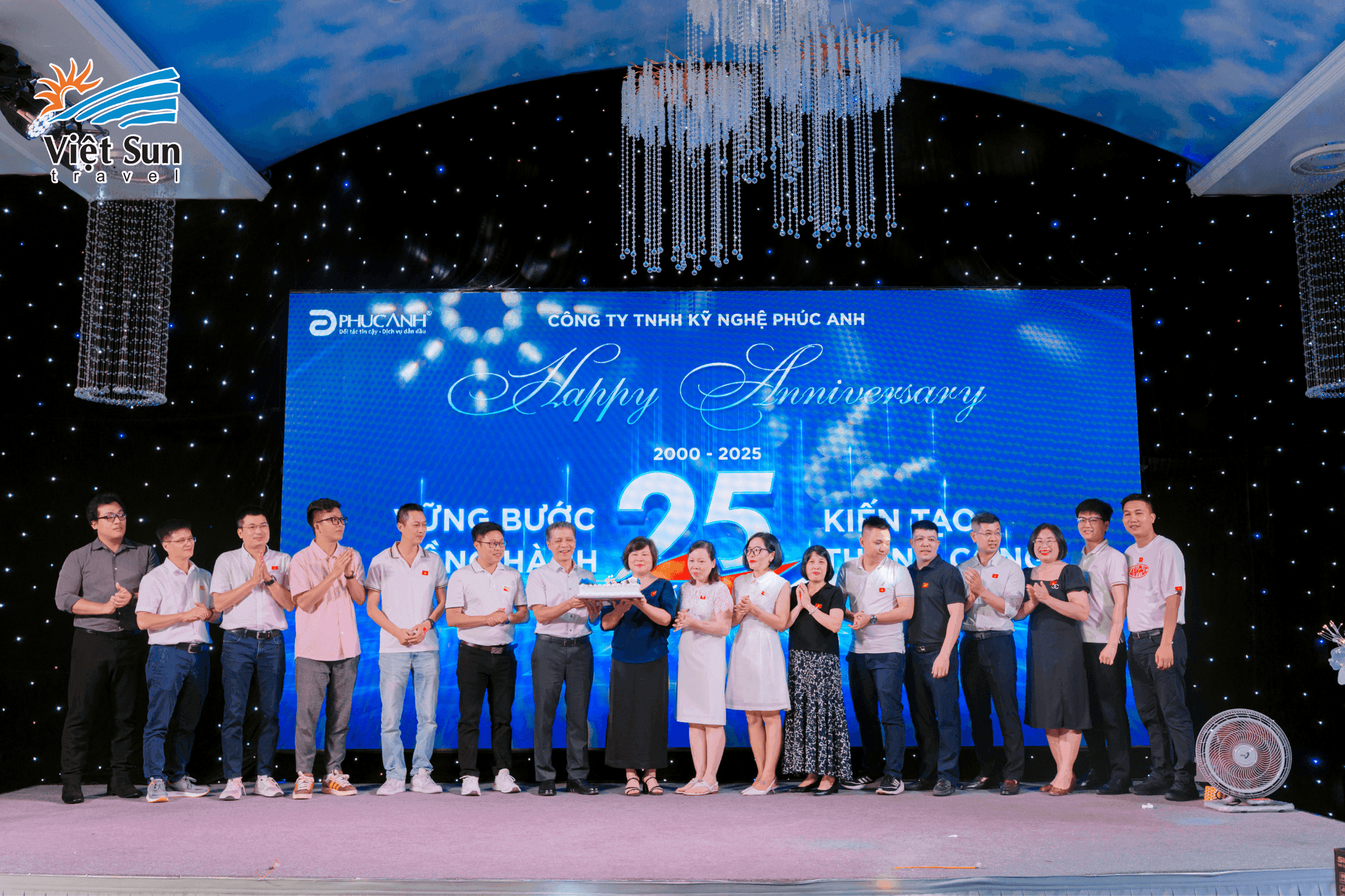 Lễ kỷ niệm 25 năm của công ty TNHH Kỹ Nghệ Phúc Anh