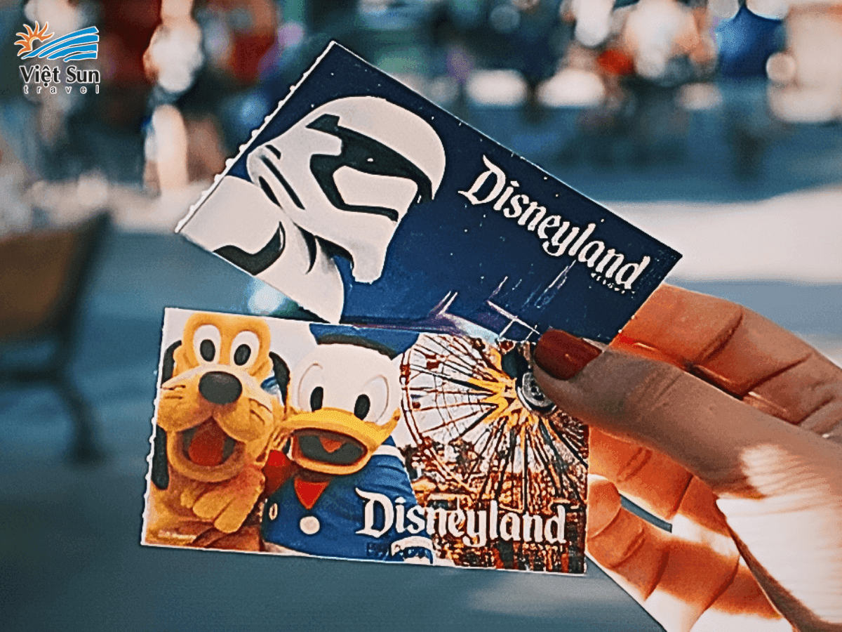 Hình ảnh vé vào cổng tại Disneyland Hồng Kông