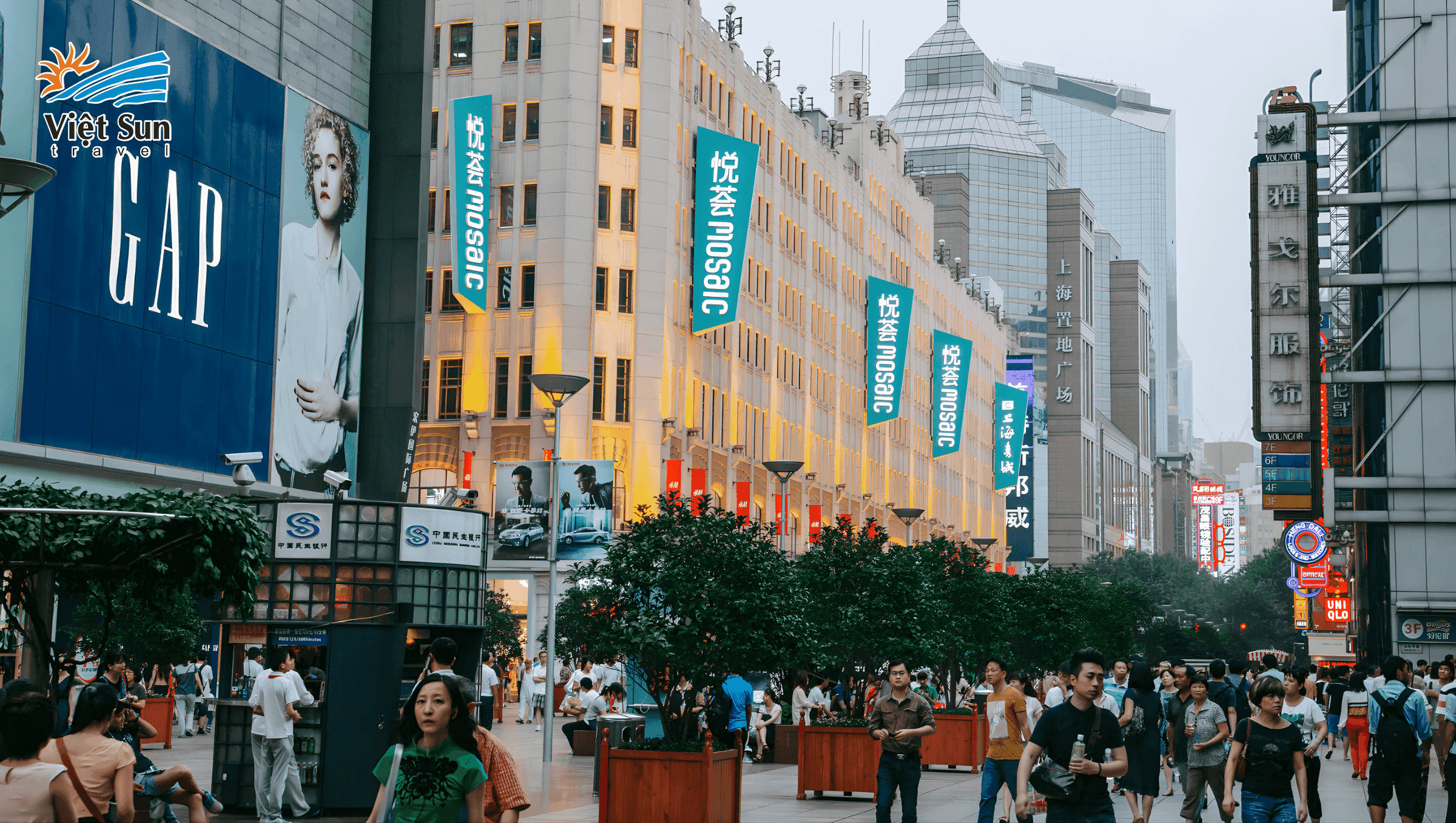 Các thương hiệu cao cấp tại Phố Nam Kinh