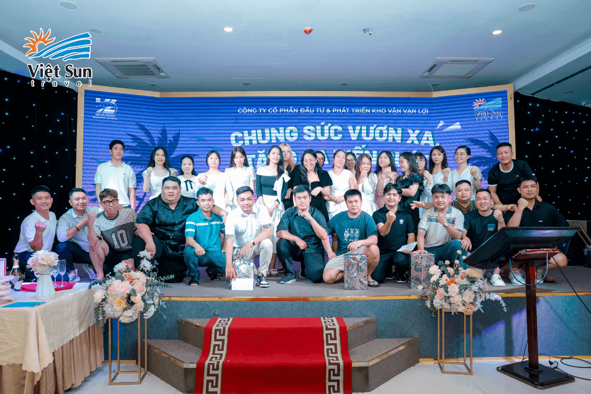 Khách Tour đoàn Viet Sun Gala dinner