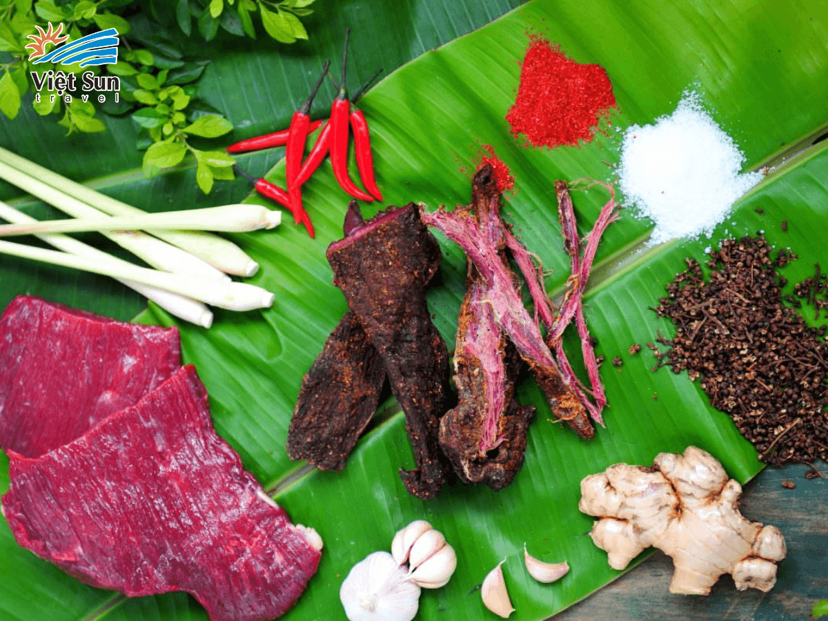Thịt trâu gác bếp