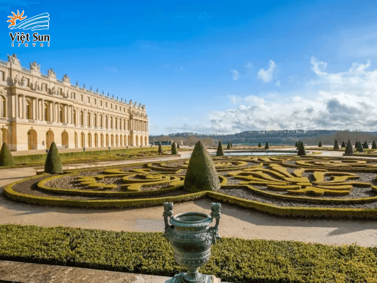 Lâu đài Versailles