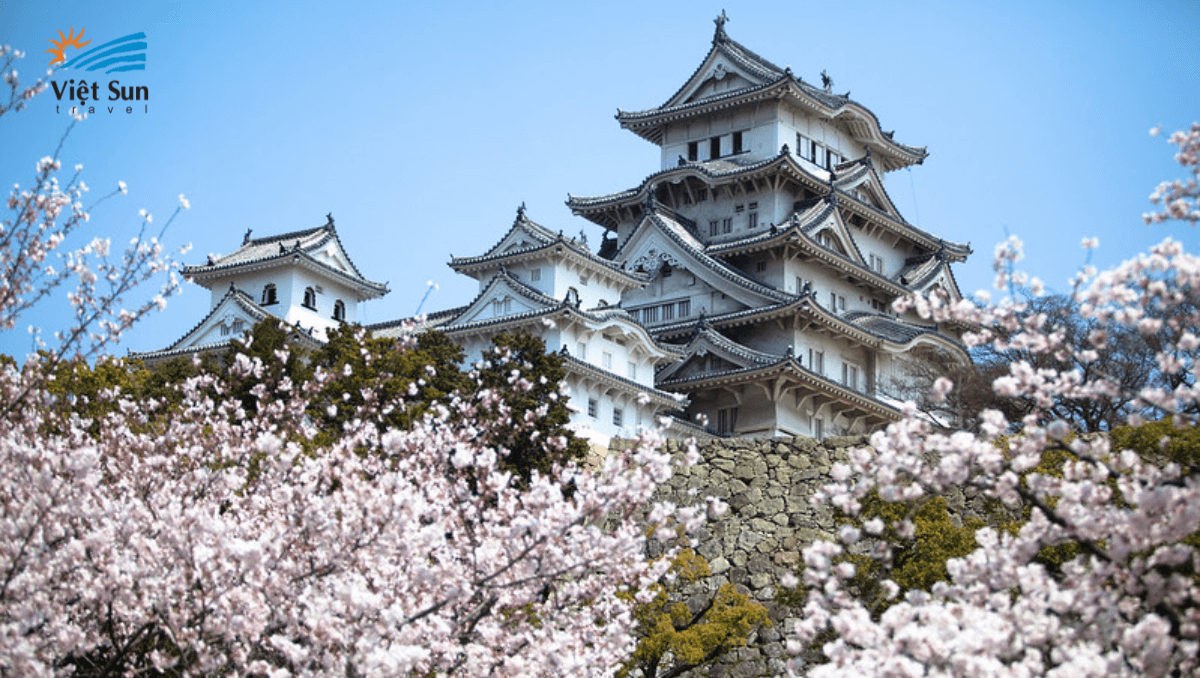 Lâu đài Osaka Nhật Bản