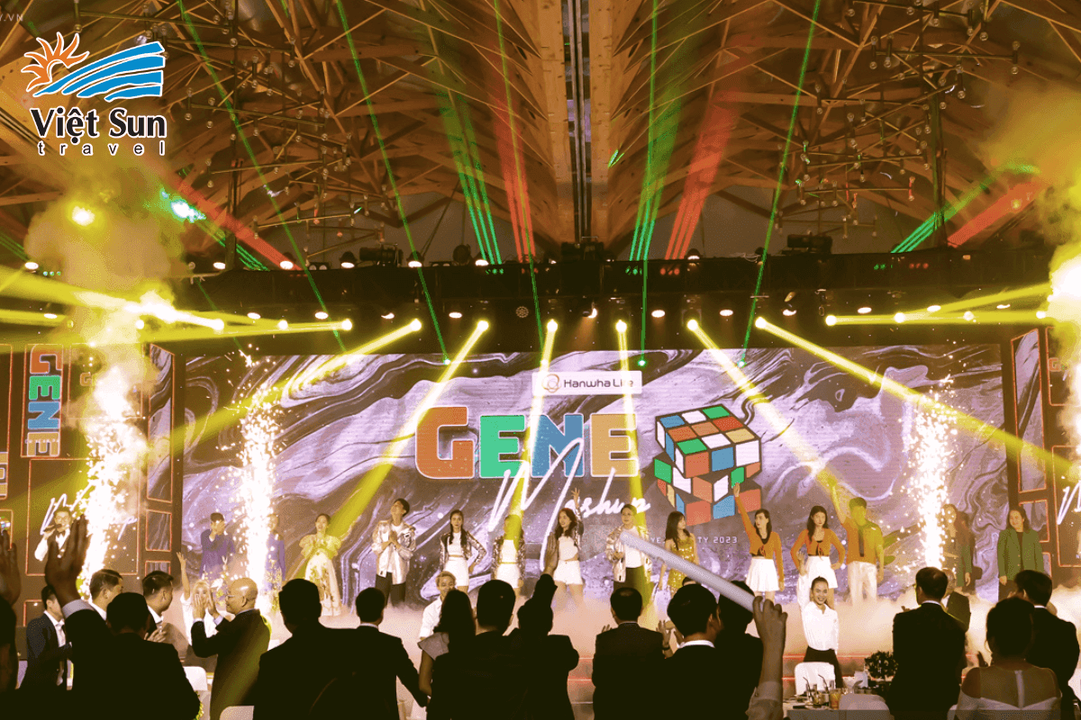 Âm thanh - ánh sáng của buổi tiệc