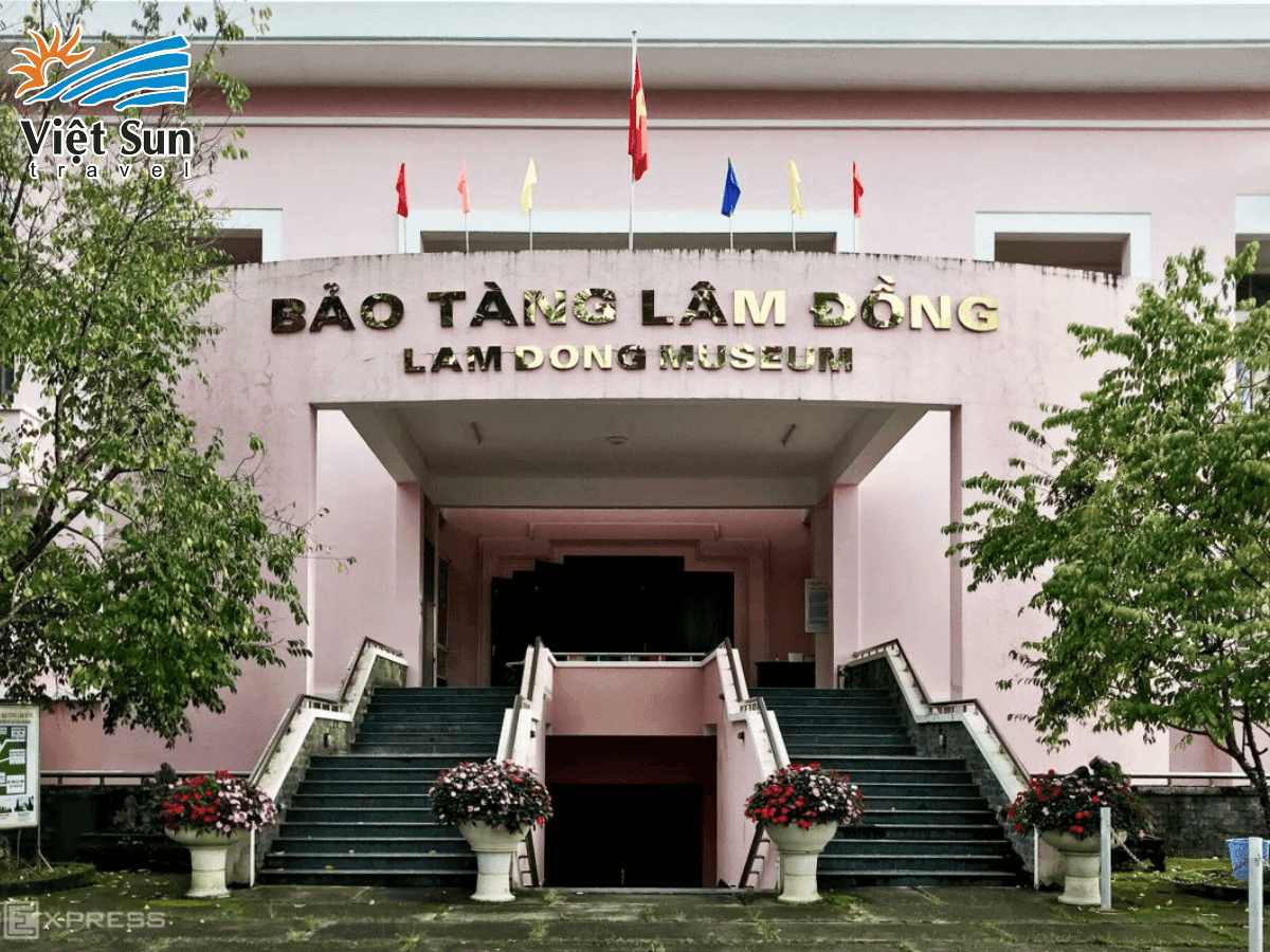 Bảo tàng Lâm Đồng.png