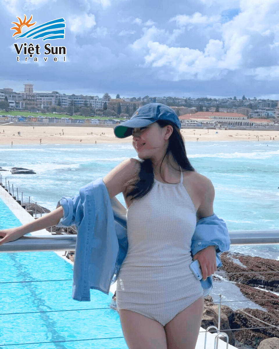 Check in bãi biển Bondi tại Úc