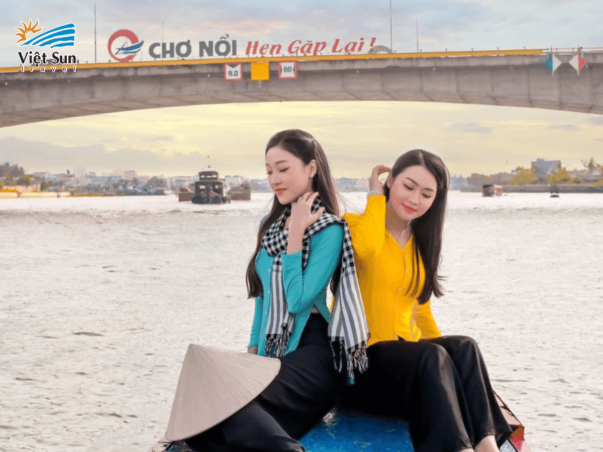 Check-in tại Chợ nổi Cái Răng
