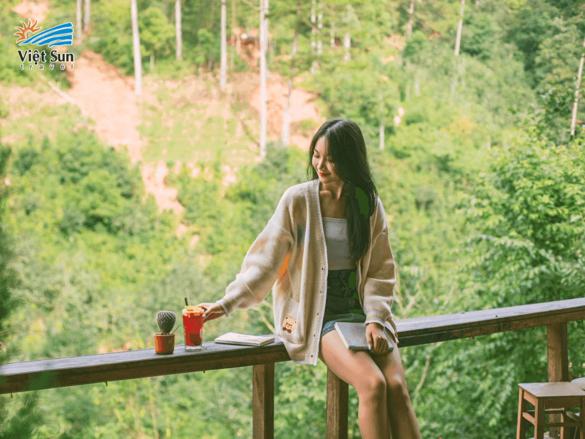 Check-in tại Lưng Chừng Cafe