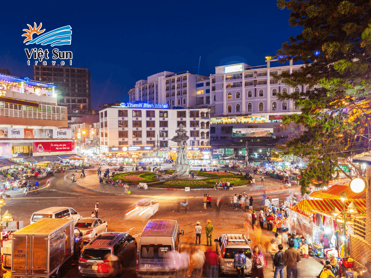 Chợ đêm Đà Lạt