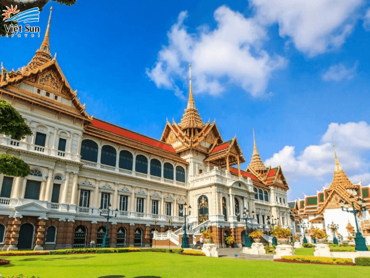 Cung điện Hoàng Gia