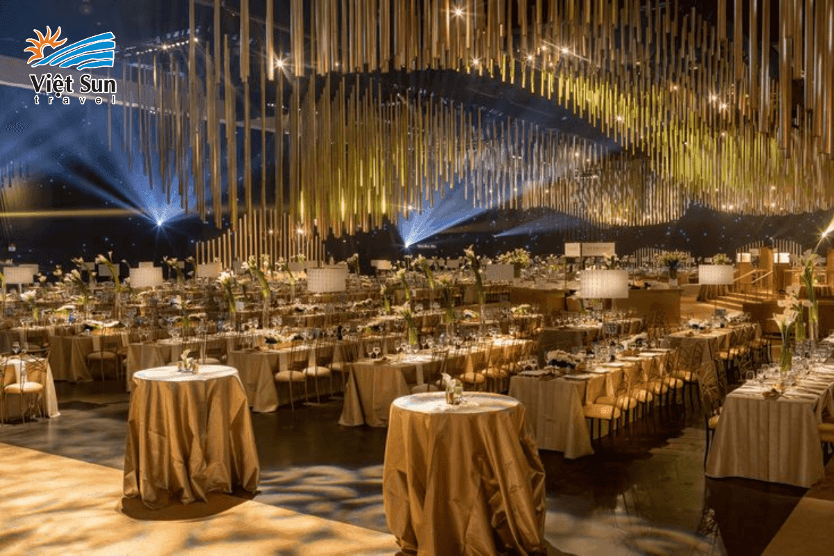 Dạ tiệc Black & Gold