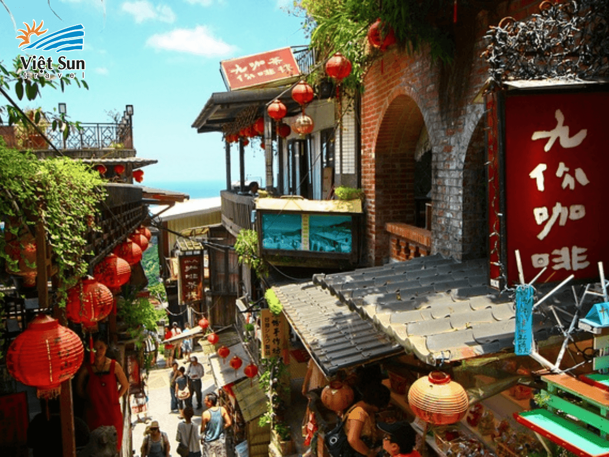 Góc phố truyền cảm hứng cho Studio Ghibli .