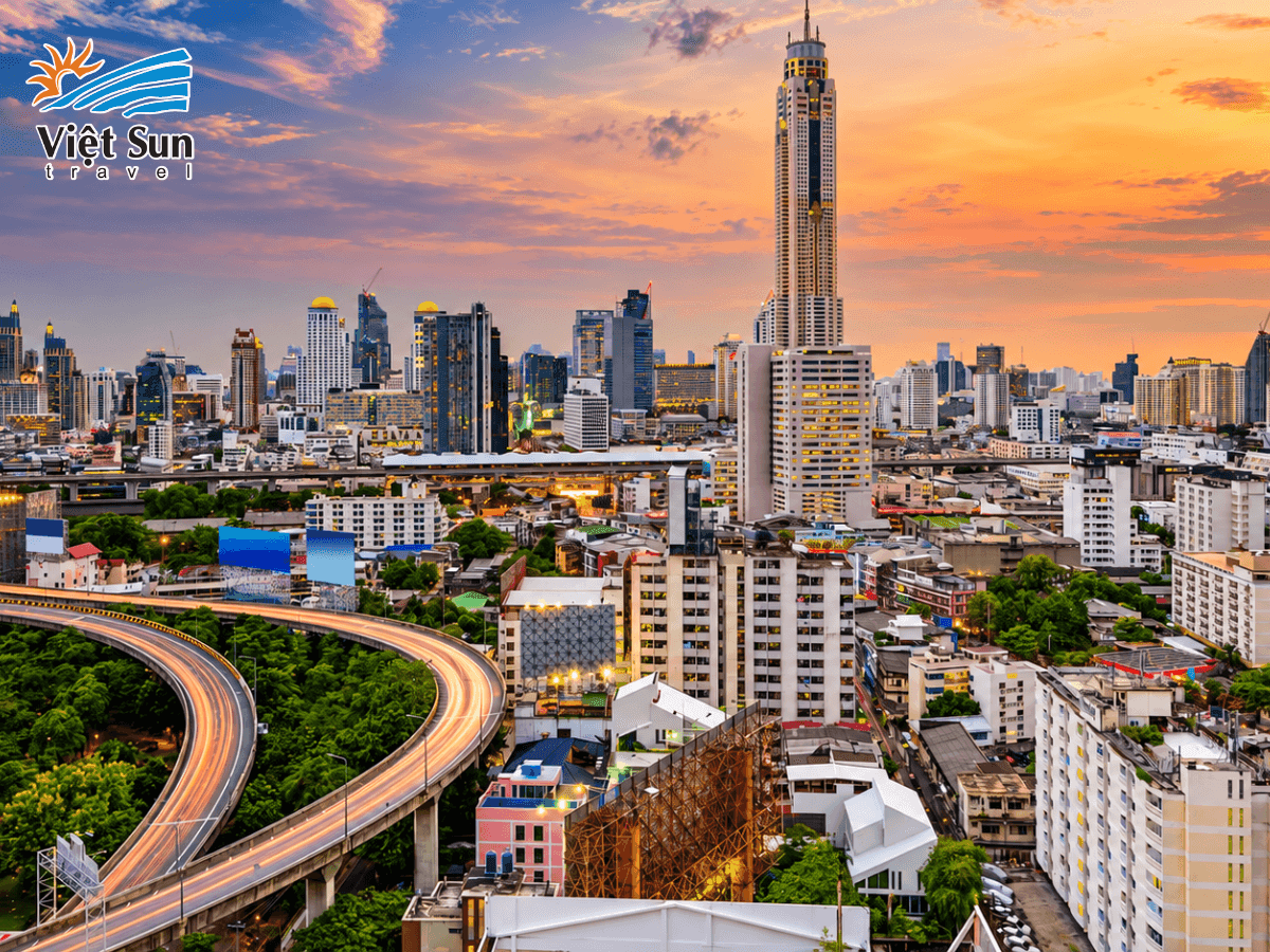 HOÀNG HÔN TẠI TOÀ NHÀ BAIYOKE SKY HOTEL