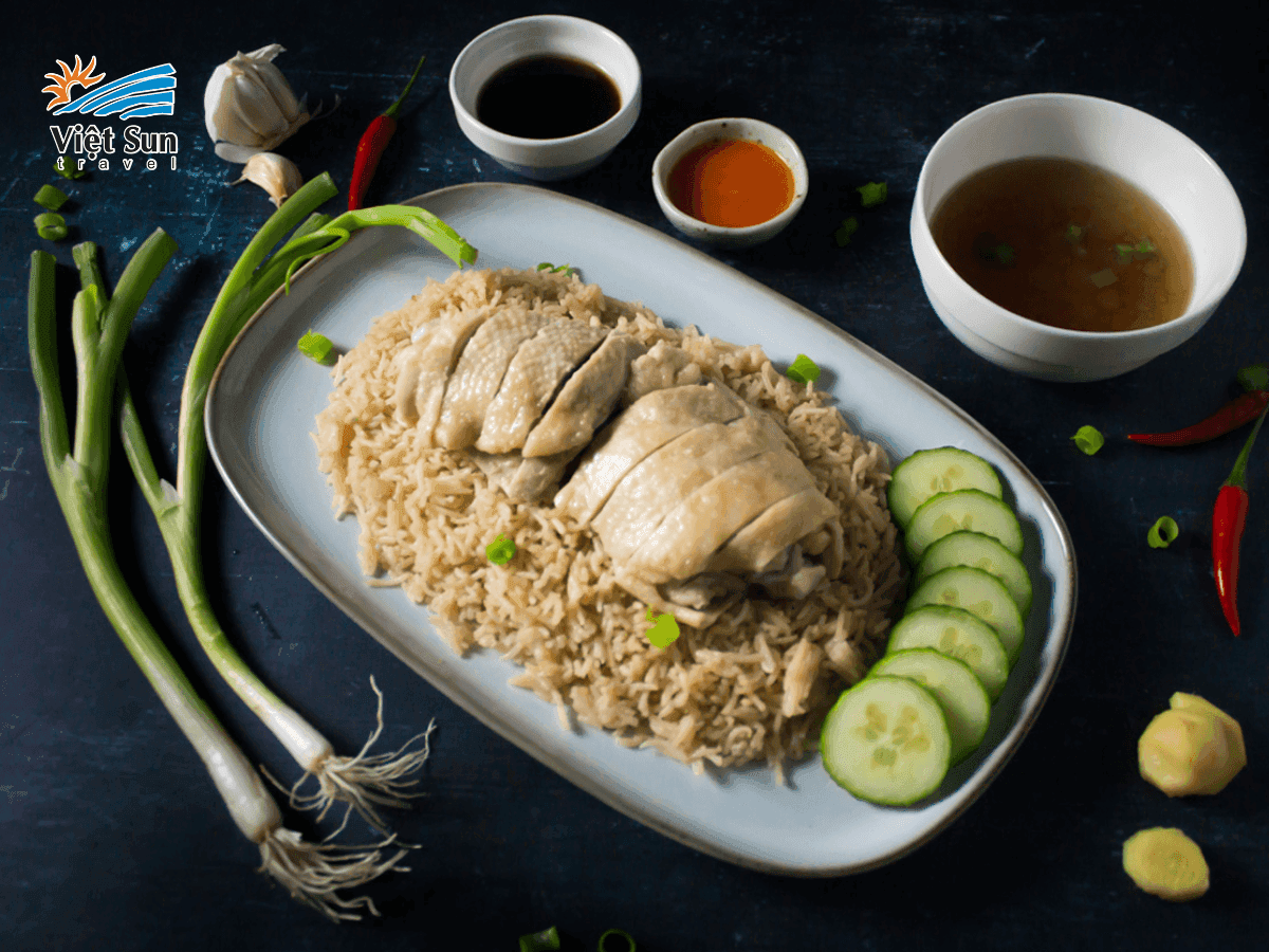 Hainanese Chicken Rice - Cơm gà Hải Nam