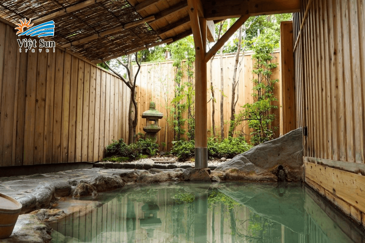 Hakone Onsen – điểm tắm onsen gần Tokyo.
