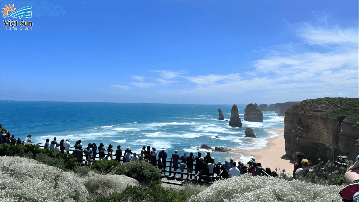 Hòn Tông Đồ.Viet Sun Travel