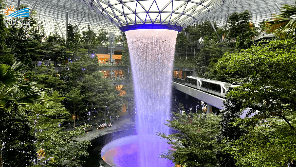 JEWEL CHANGI
