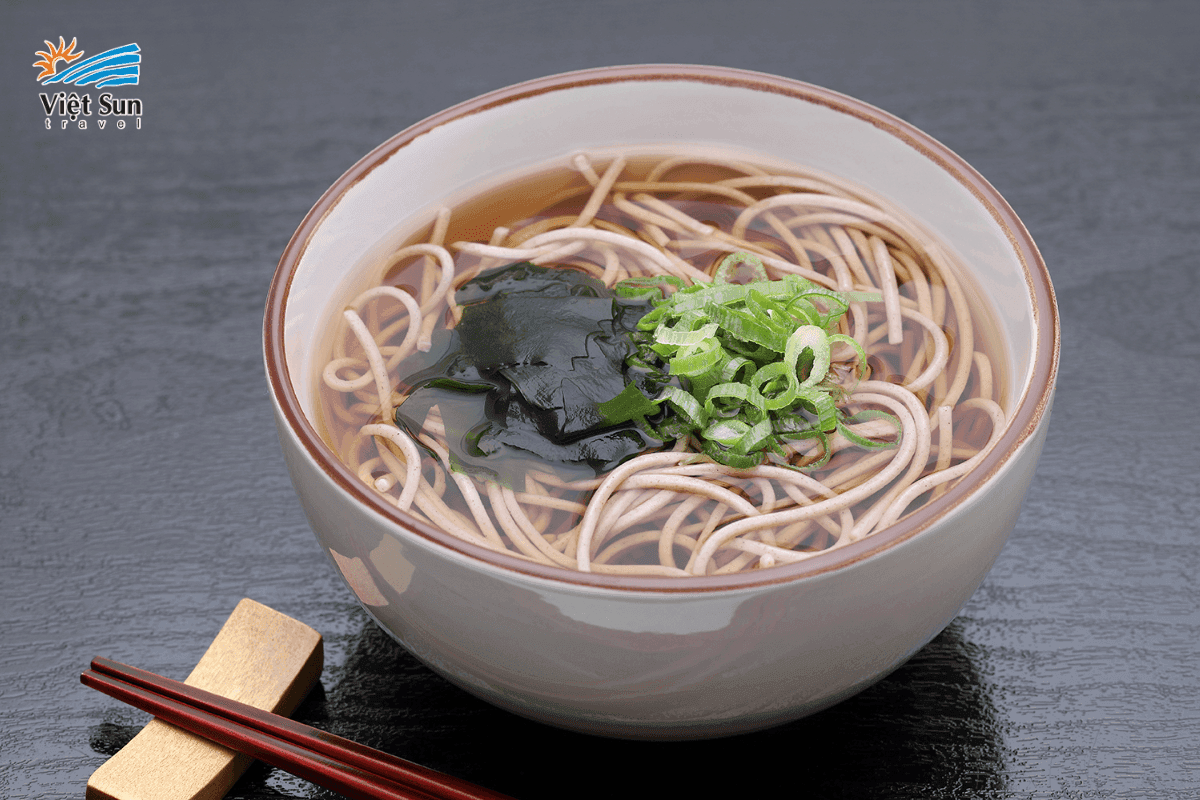 Kakesoba – Món Mì Soba Nóng Ấm Áp Ngày Đông.