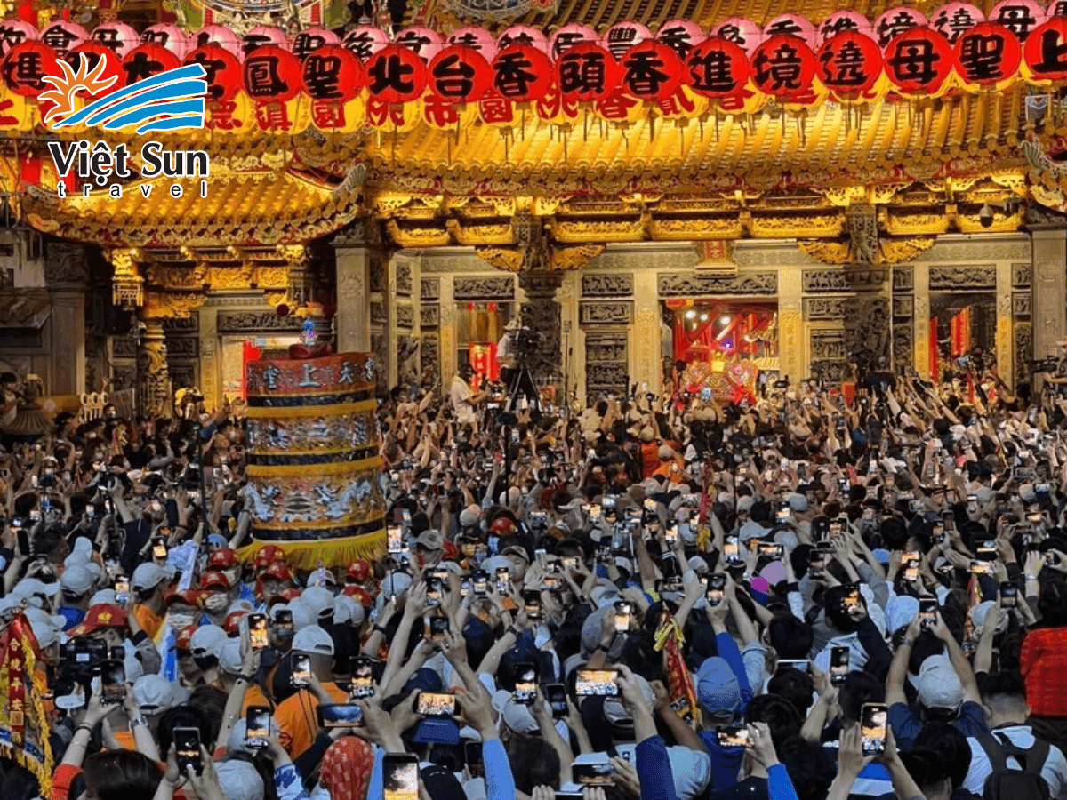 Lễ hành hương Dajia Mazu tại đài Trung.png