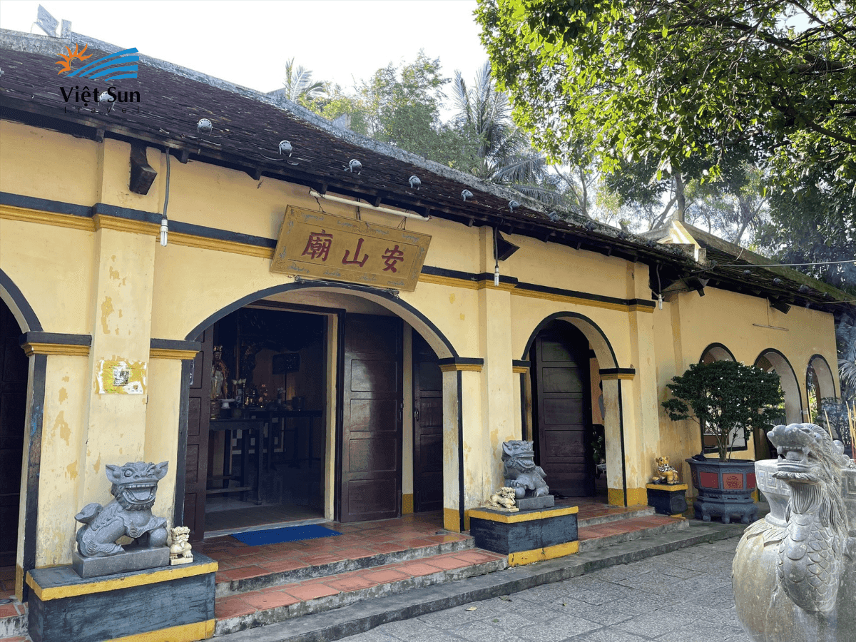 Miếu bà Phi Yến côn đảo