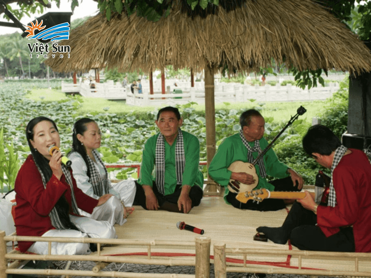 Nghe đờn ca tài tử.png