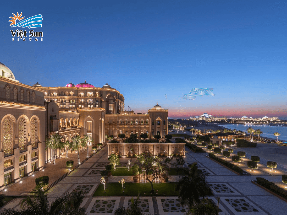 Quang cảnh bên ngoài cung điện Emirates