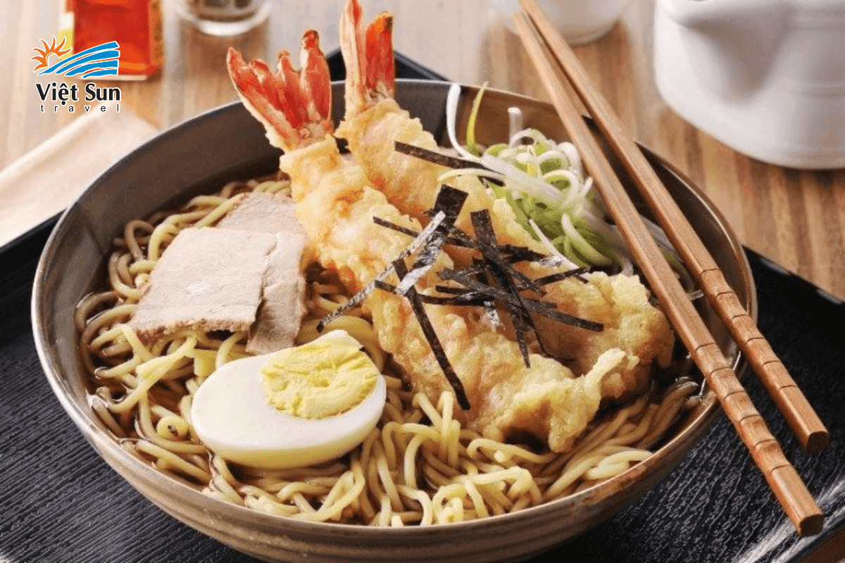 Ramen và Tempura – Món ngon bình dân ở Ginza.
