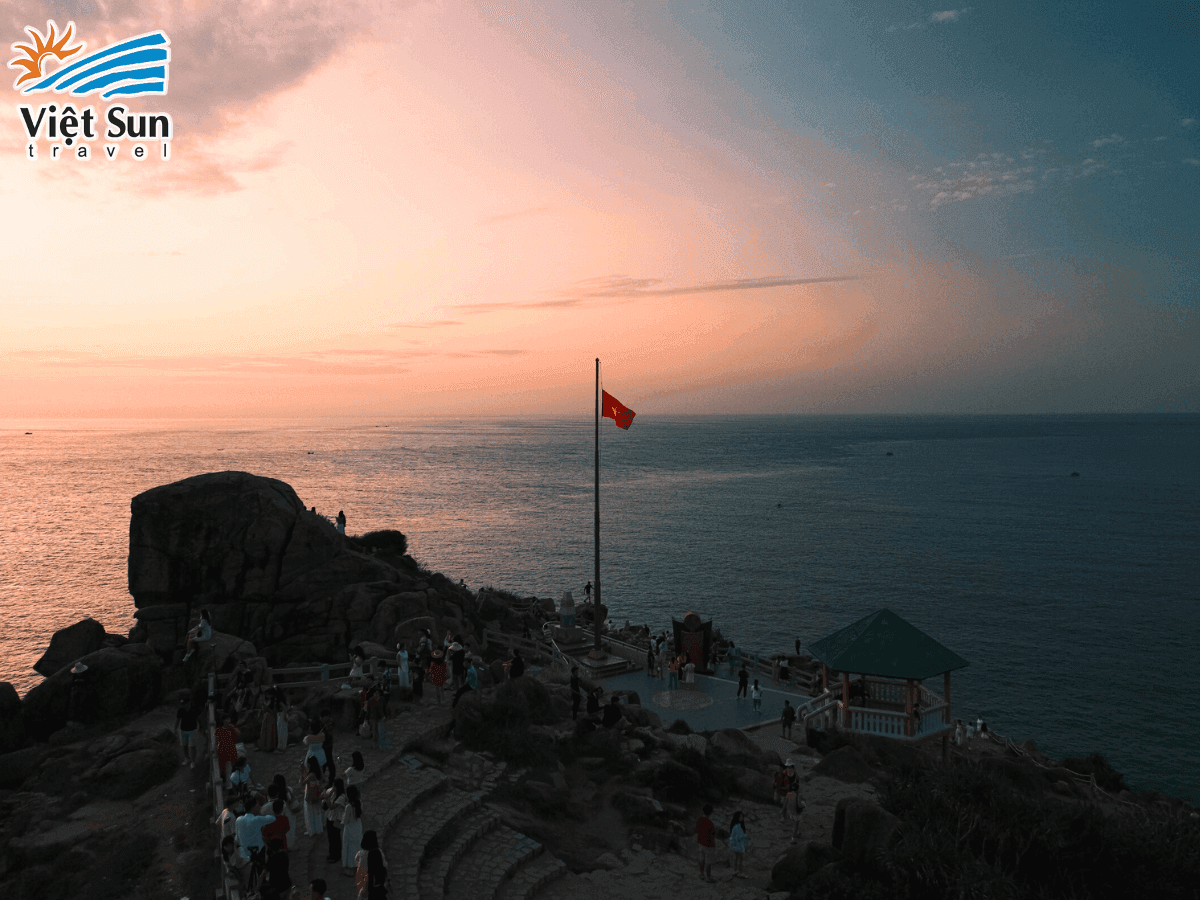 Săn bình minh tại Mũi Điện Phú Yên