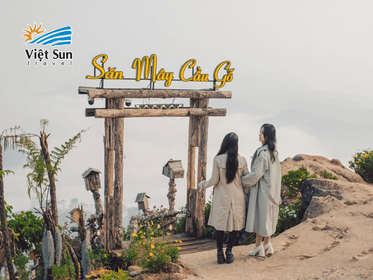Săn mây Cầu Gỗ