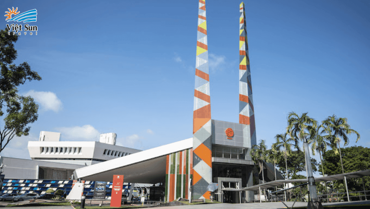 Science Centre Singapore.png