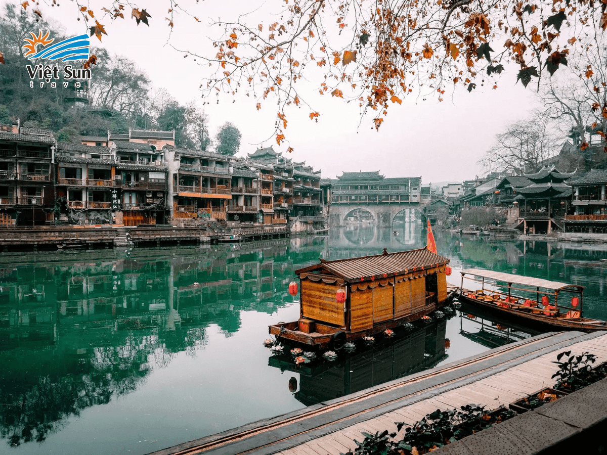 Sông Đà Giang thơ mộng vào mùa thu