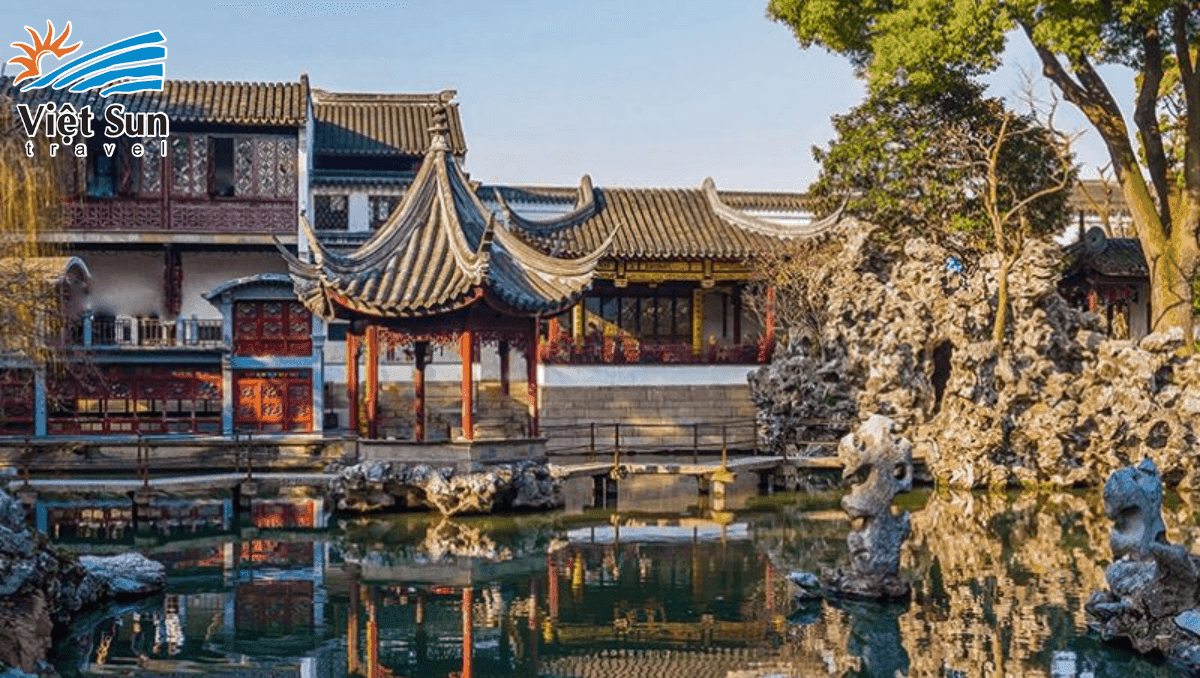 Sư Tử Lâm. viet sun travel 