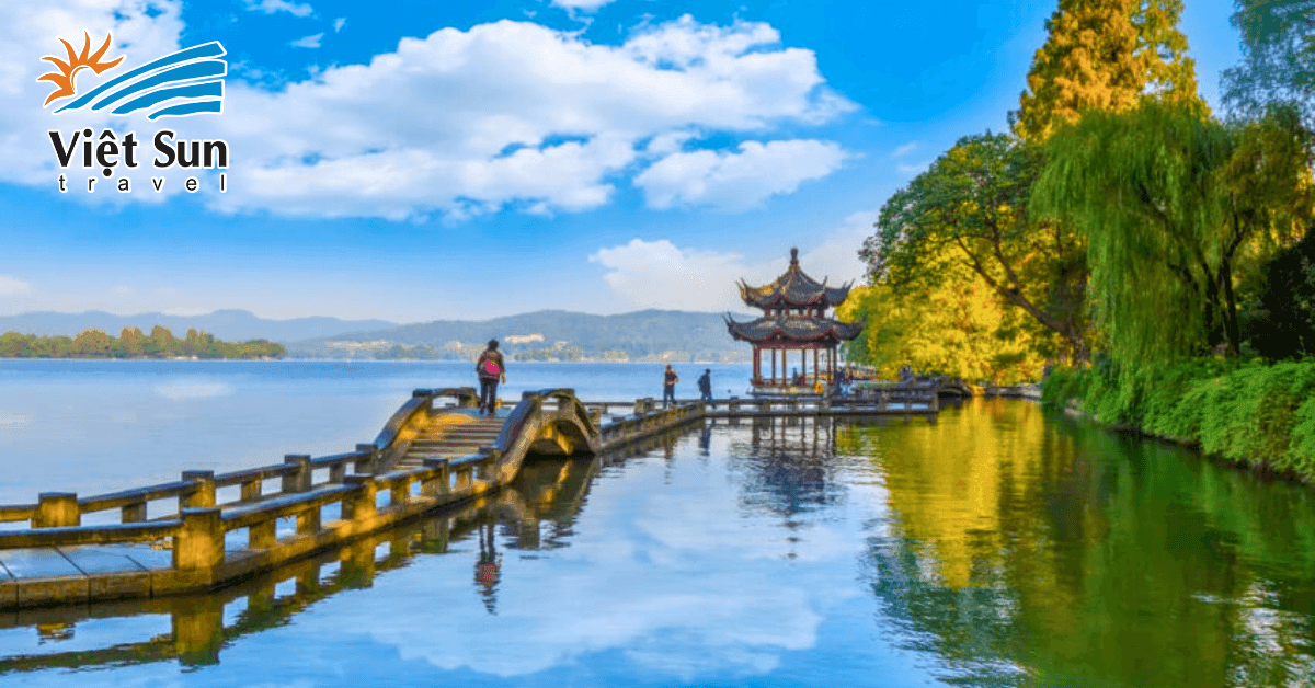Thập đại mỹ cảnh - Tam Đàn Ấn Nguyệt