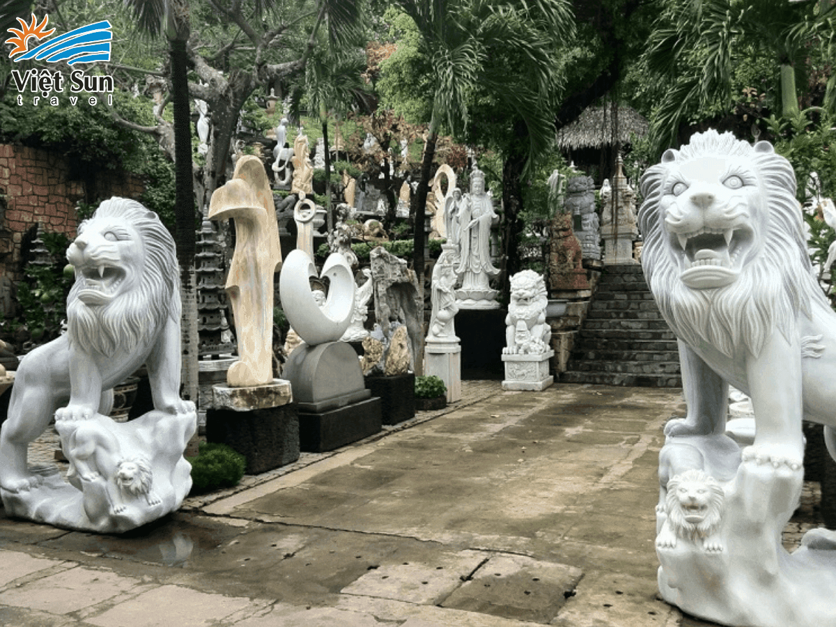 Thăm Làng đá Mỹ nghệ Non Nước