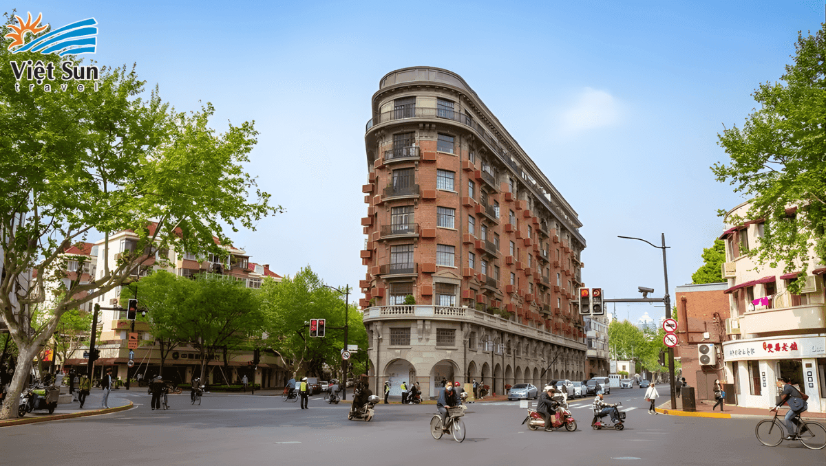 Tham quan Đường Vũ Khang Viet Sun Travel