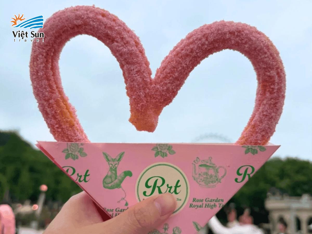 Thưởng thức bánh churros tại Everland