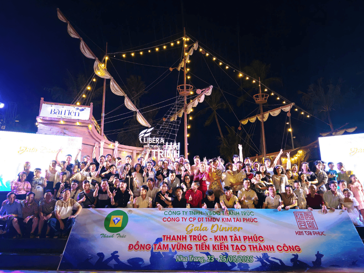 Tiệc Gala Dinner Tour Đoàn hoành tráng