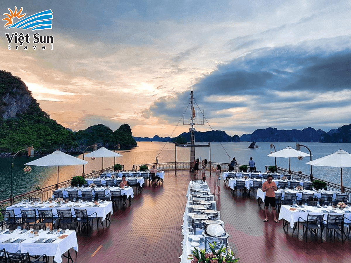 Tổ chức YEP trên du thuyền sang chảnh