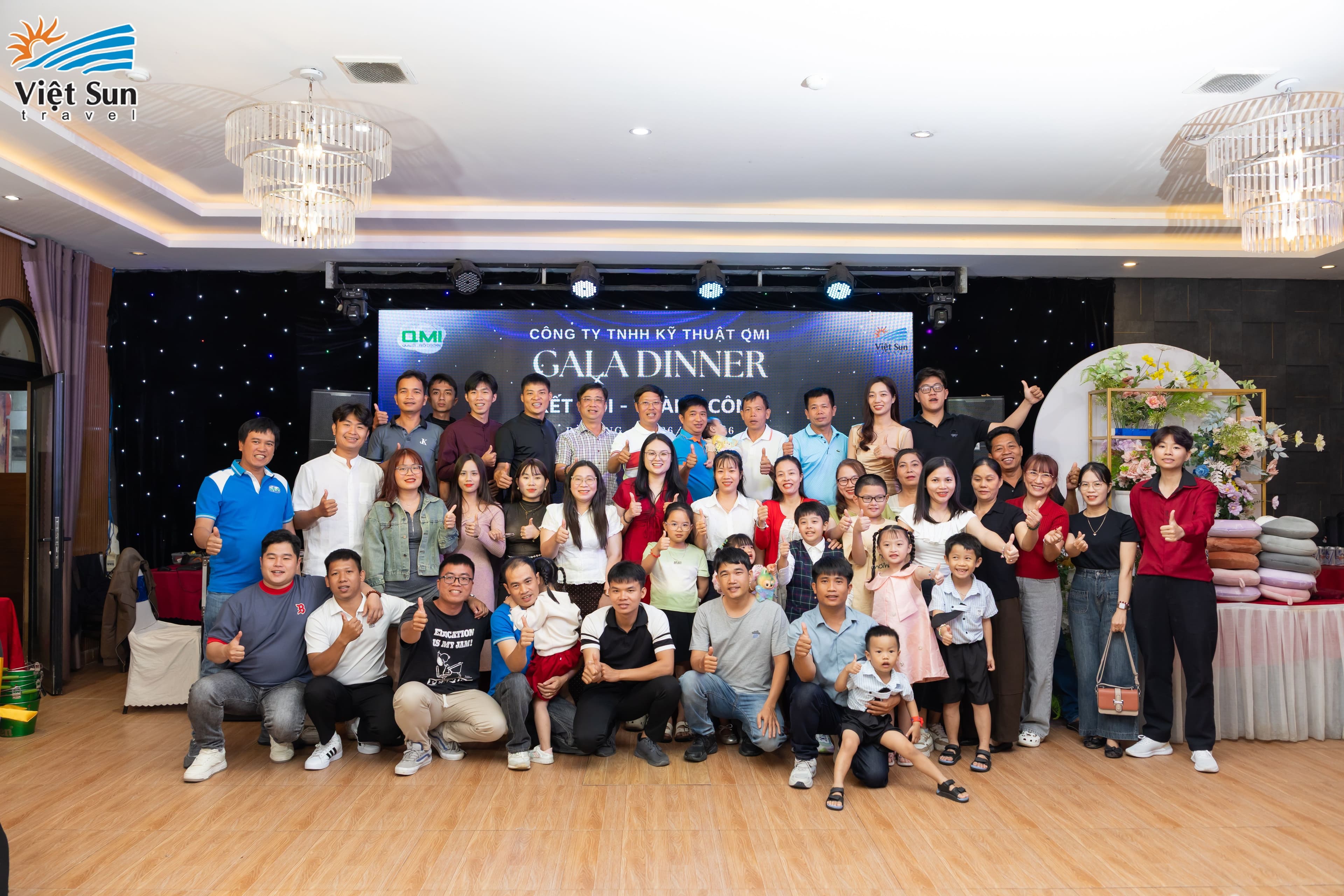 Tham gia chương trình Gala Dinner cùng đại gia đình Kỹ thuật QMI