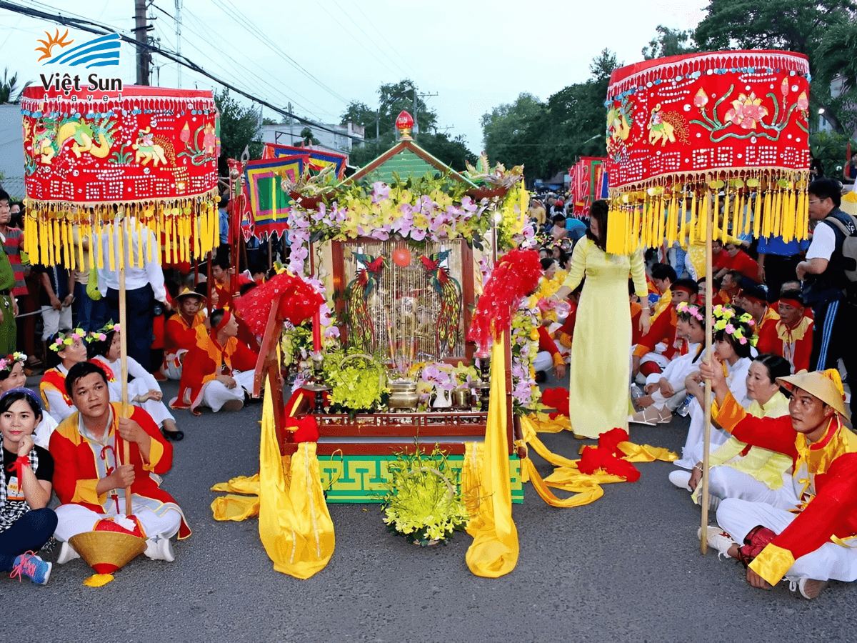 bà chúa xứ núi Sam (2).png