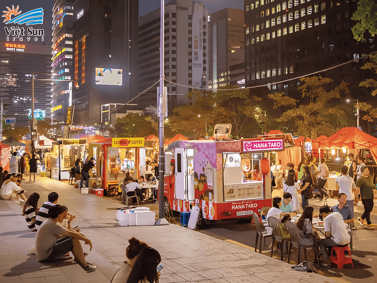 chợ đêm Myeongdong.png