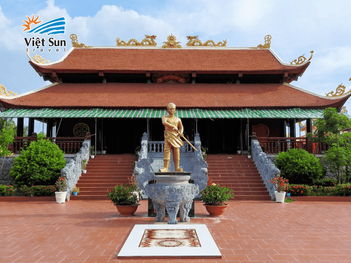 đình thần Nguyễn Trung Trực