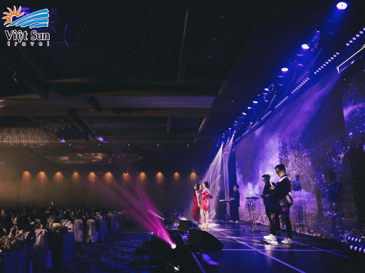 Âm thanh, ánh sáng chiếm sự quan trọng trong buổi YEP