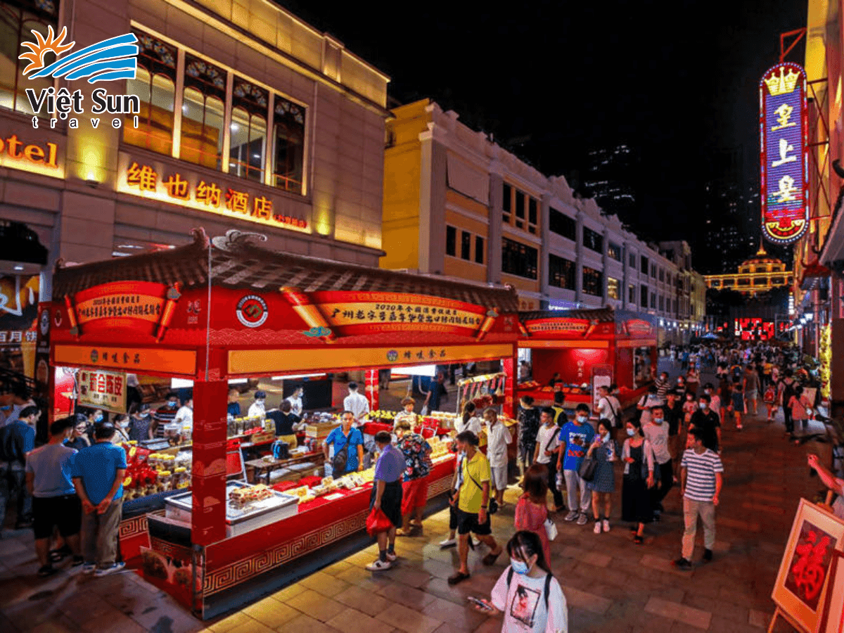 Ẩm thực đường phố hấp dẫn tại Bắc Kinh Lộ với các món ăn đặc sản Quảng Châu