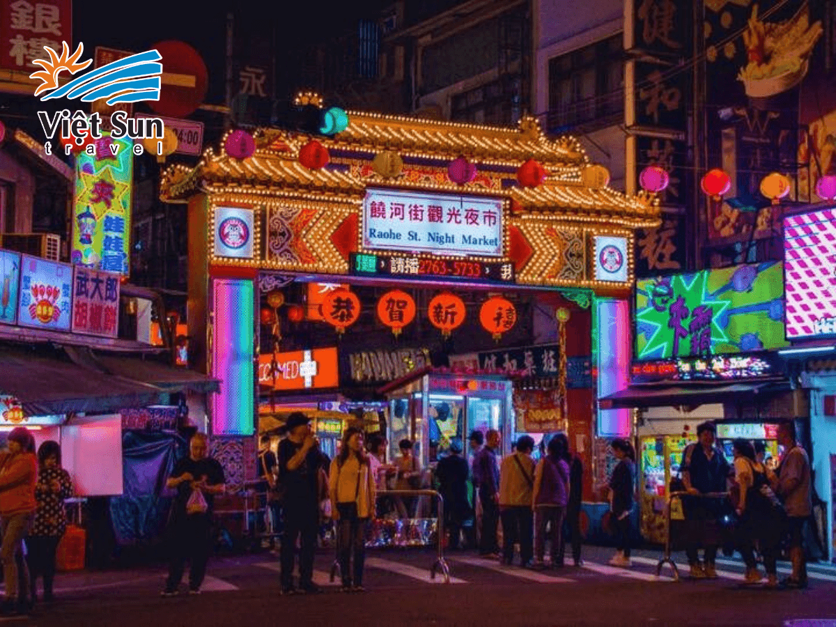 Chợ đêm Raohe Đài Loan nhộn nhịp sôi động