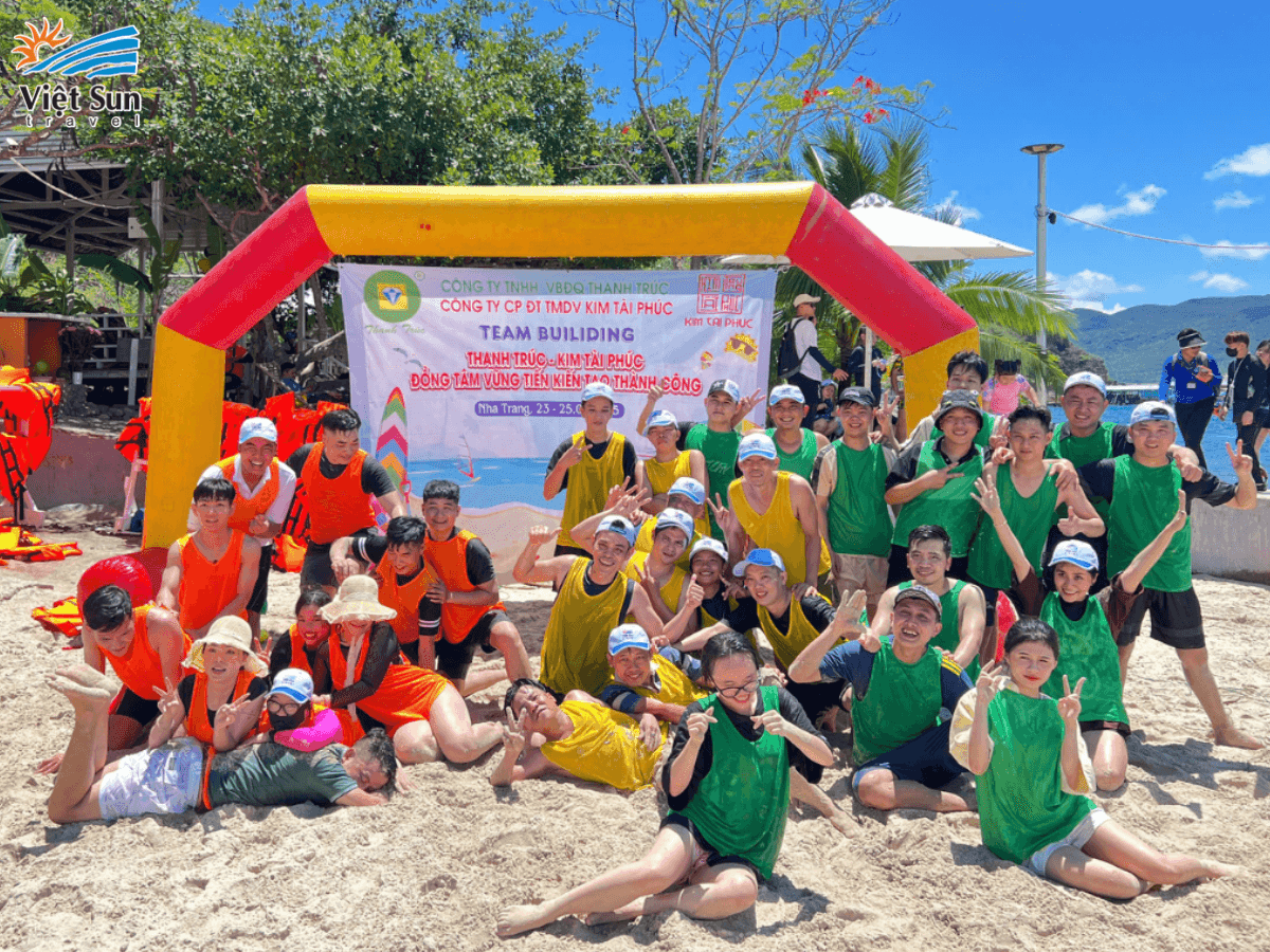 Công ty Kim Tài Phúc cháy hết mình trong tour Team buidling